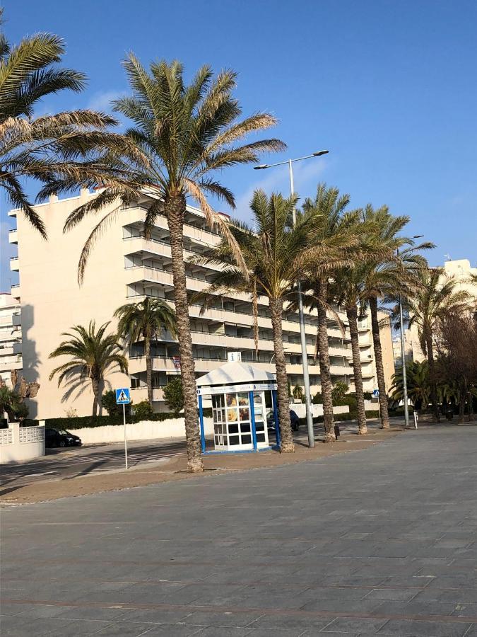 Face A La Mer Calafell Exterior photo